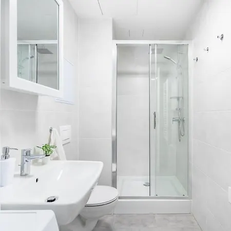 - Comfy - New *