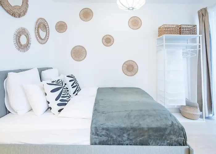 - Comfy - New *
