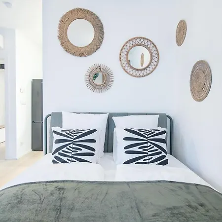 - Comfy - New Apartament Budapesta